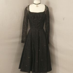 50s Vintage Black Lace Dress Fit & Flare Feminine Classy Midi Circle Skirt